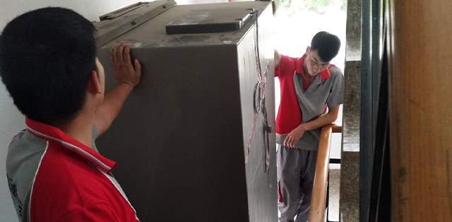 搬家當(dāng)天是先鋪床還是陸陸續(xù)續(xù)搬東西